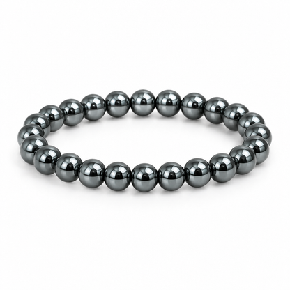Bransoletka hematyt 8 mm ze srebrzystym metalicznym polyskiem, produkt na bialym tle